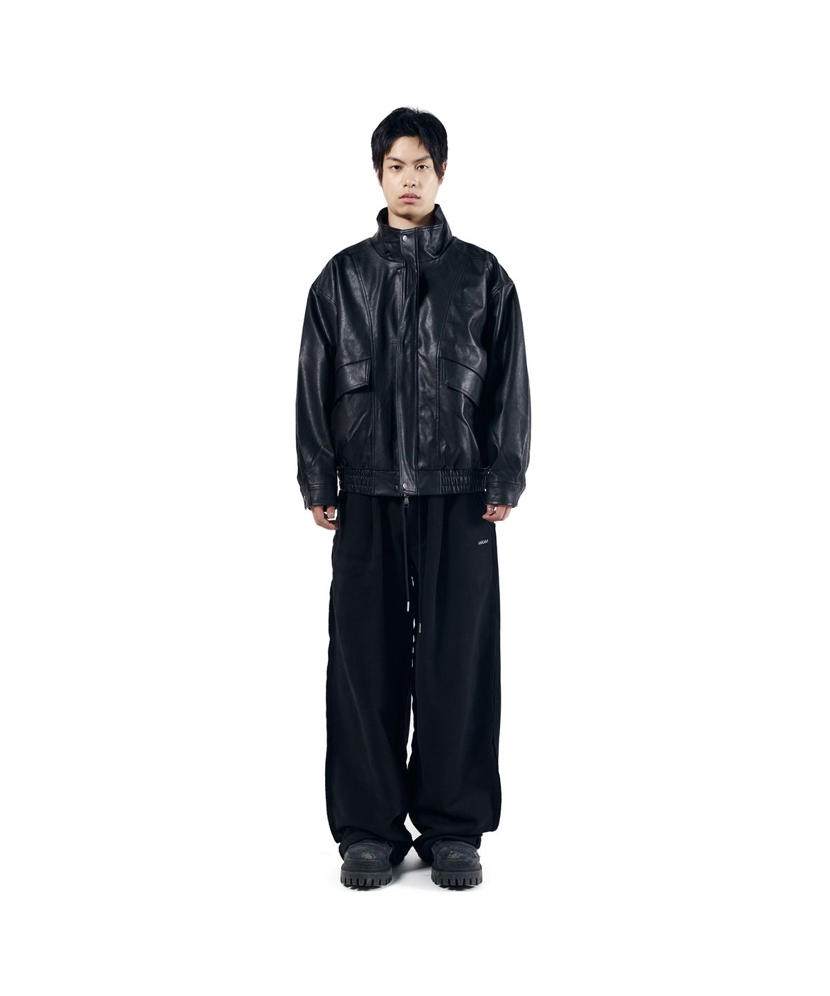 아캄(AAKAM) Side Damaged Sweatpants (Black)