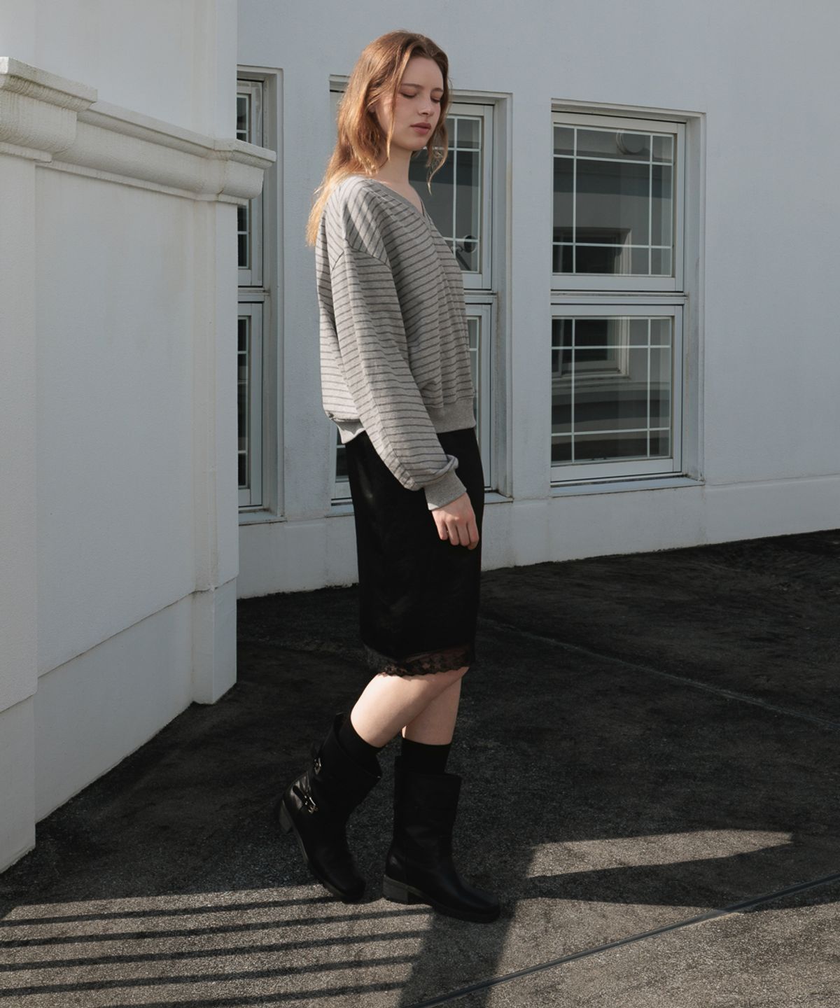드헤베(DEHEVE) Glossy Lace Skirt [Black]