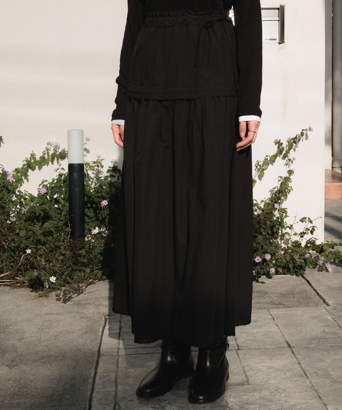 드헤베(DEHEVE) Ruffle Long Skirt [Black]