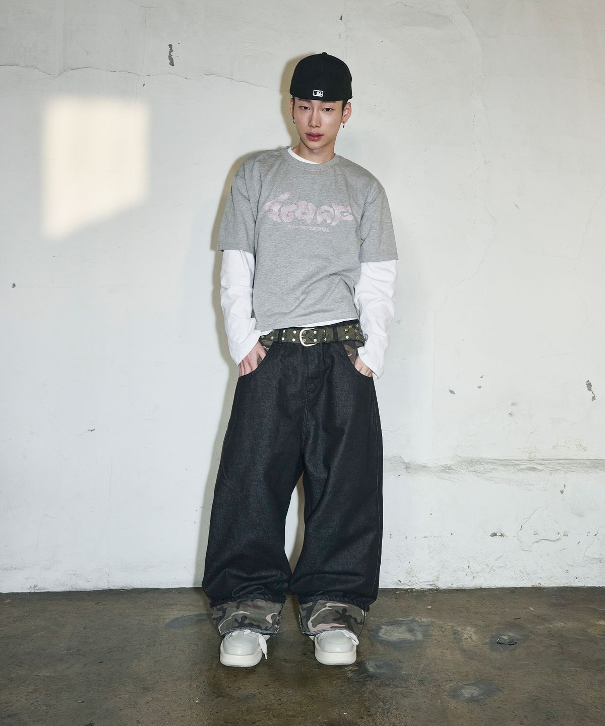 스켈리웩(SCALLYWAG) SCWAG Star Dot Crop T-shirt[Gray]