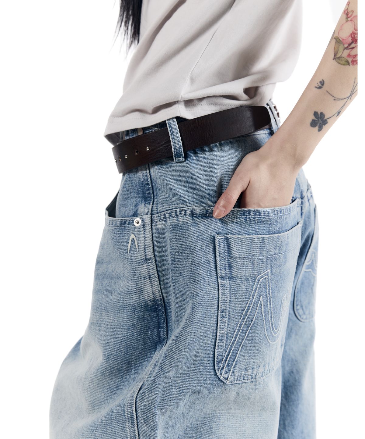 아캄(AAKAM) Stitched Baggy Denim Pants (Blue)