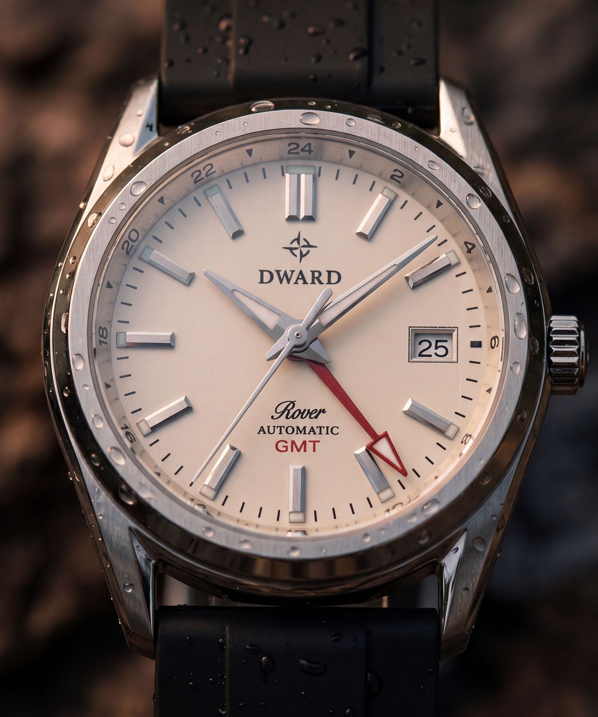 디워드(DWARD) DW-308 GMT ROVER Ivory Moon 남자 메탈 오토매틱 손목 시계