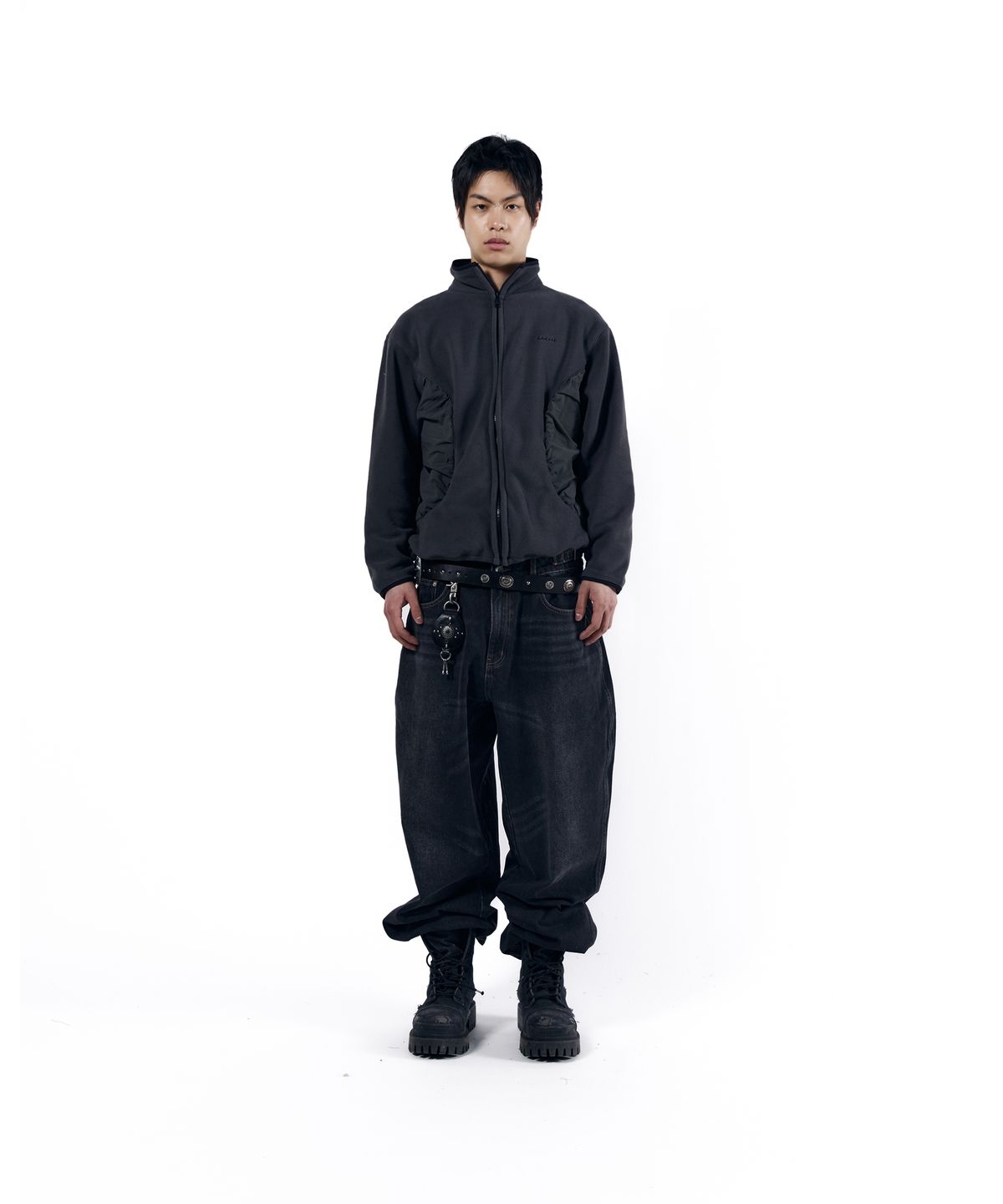 아캄(AAKAM) Stitched Baggy Denim Pants (Black)