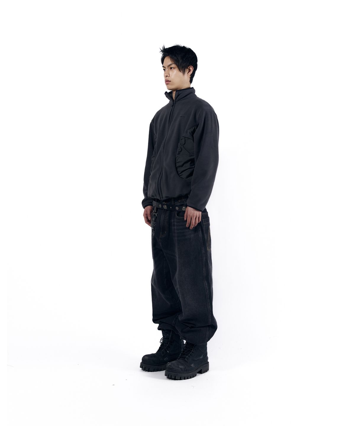 아캄(AAKAM) Stitched Baggy Denim Pants (Black)