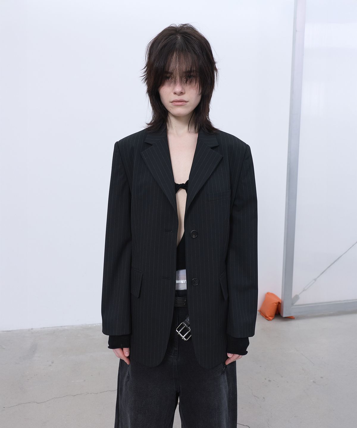 엘씨디씨티엠(LCDC™) CLASSIC PINSTRIPED BLAZER (BLACK)