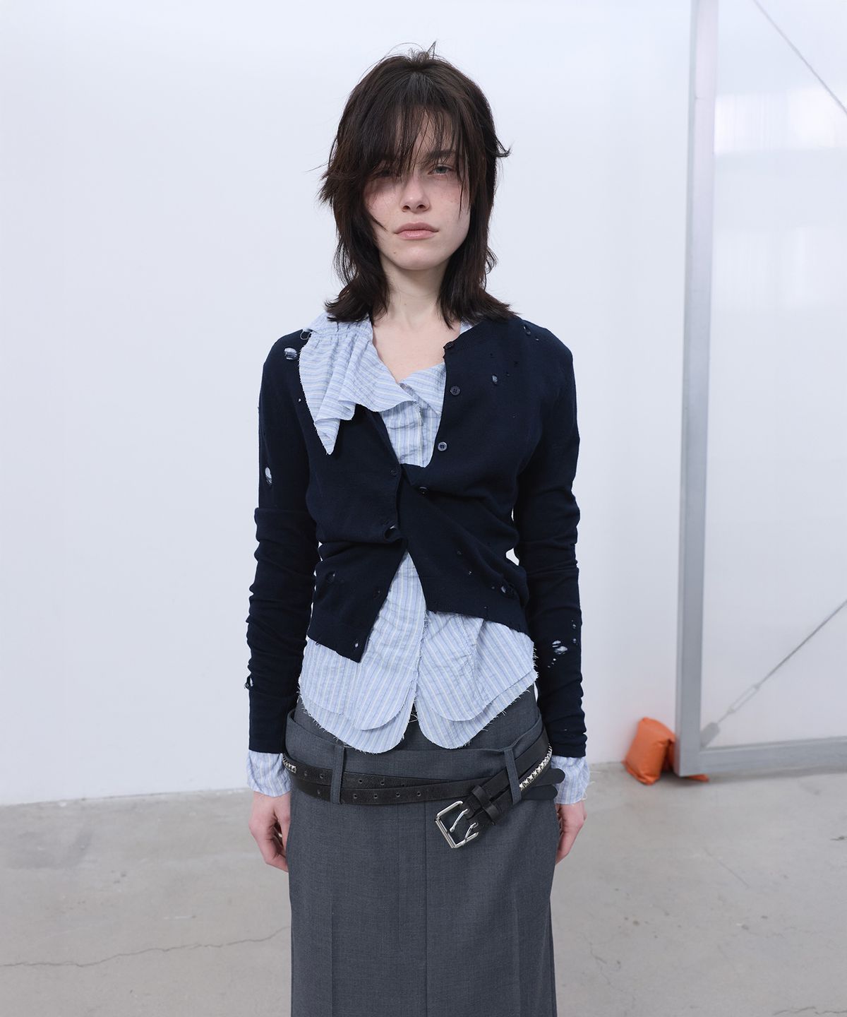 엘씨디씨티엠(LCDC™) DISTRESSED CARDIGAN (NAVY)