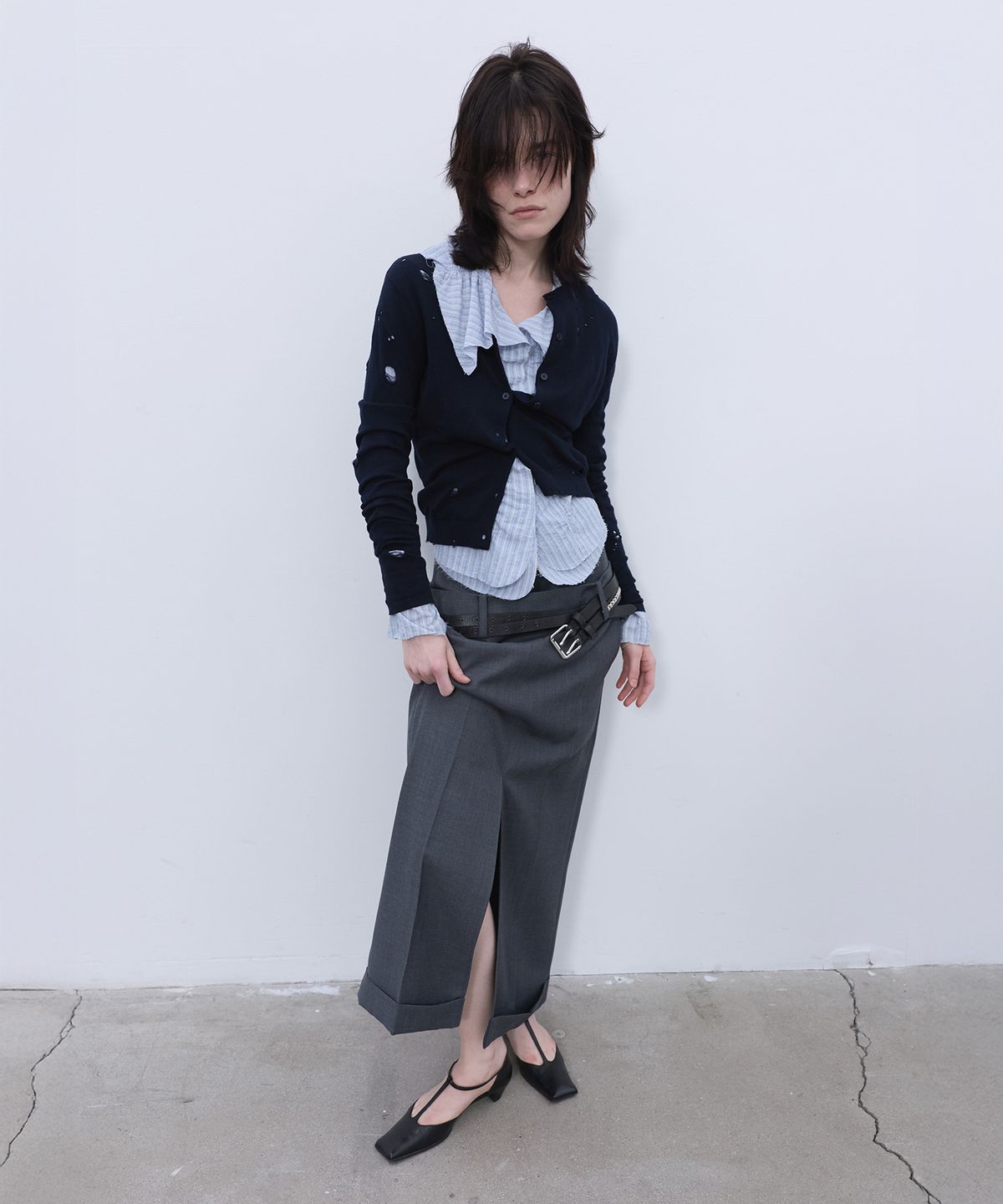 엘씨디씨티엠(LCDC™) DISTRESSED CARDIGAN (NAVY)