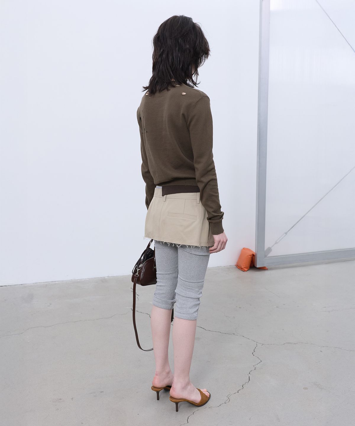 엘씨디씨티엠(LCDC™) DISTRESSED PULLOVER (KHAKI)
