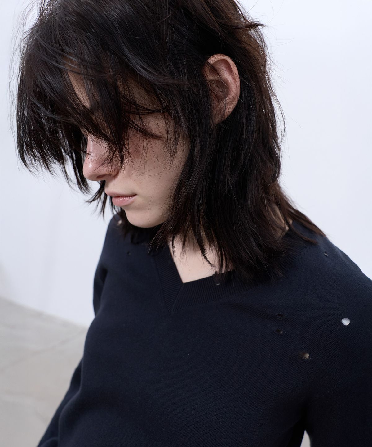 엘씨디씨티엠(LCDC™) DISTRESSED PULLOVER (NAVY)