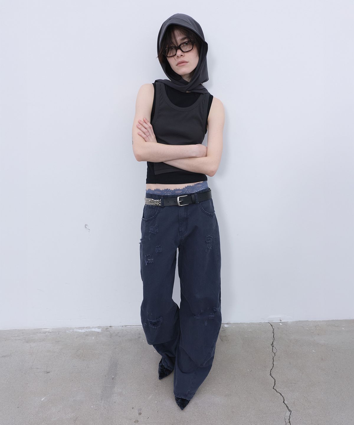 엘씨디씨티엠(LCDC™) DOUBLE LAYERED SLEEVELESS TOP (BLACK)