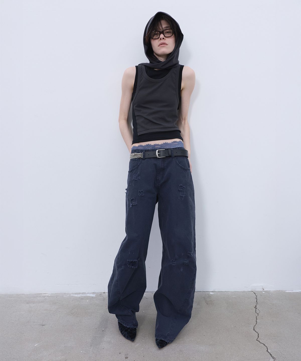엘씨디씨티엠(LCDC™) DOUBLE LAYERED SLEEVELESS TOP (BLACK)