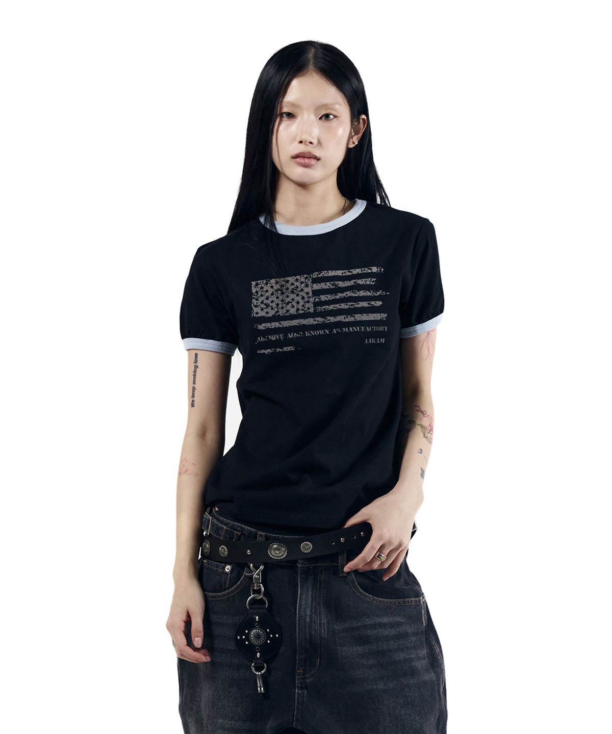 아캄(AAKAM) Star-Spangled Ringer Top (Black)
