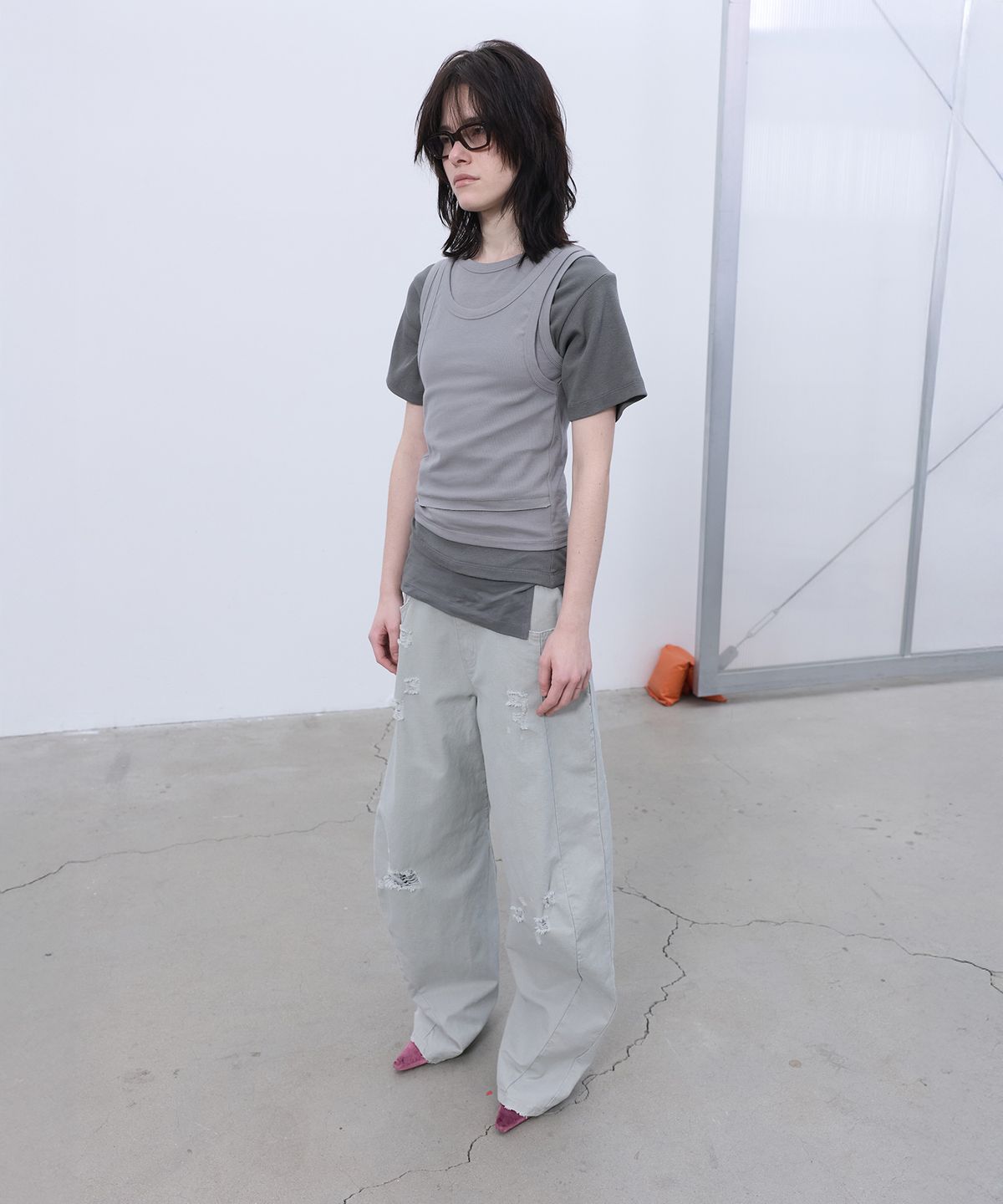 엘씨디씨티엠(LCDC™) DOUBLE LAYERED SLEEVELESS TOP (GREY)