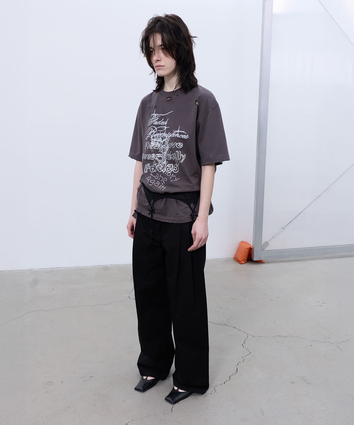 엘씨디씨티엠(LCDC™) DISTRESSED OVERSIZED T-SHIRT (GREY)