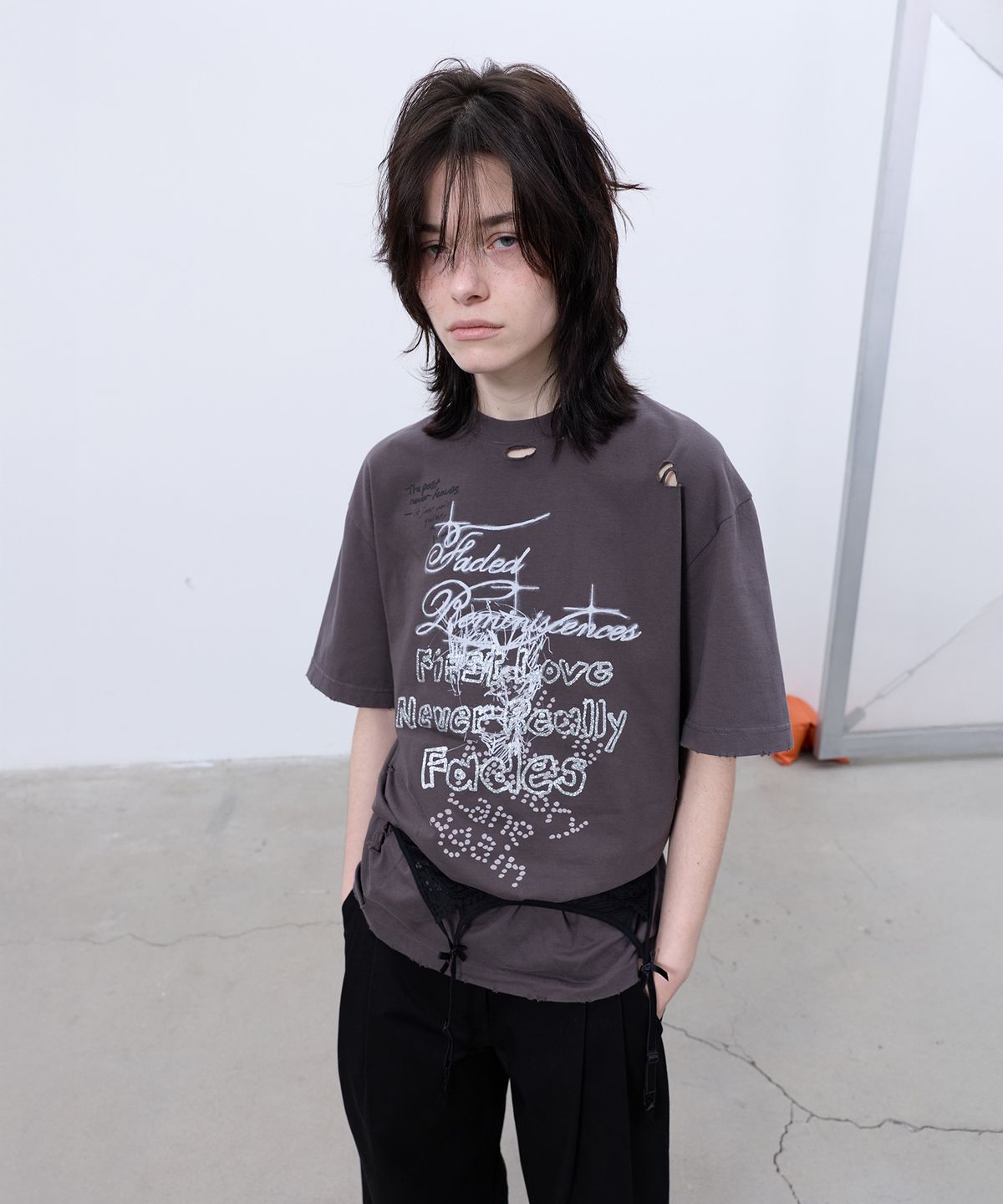 엘씨디씨티엠(LCDC™) DISTRESSED OVERSIZED T-SHIRT (GREY)