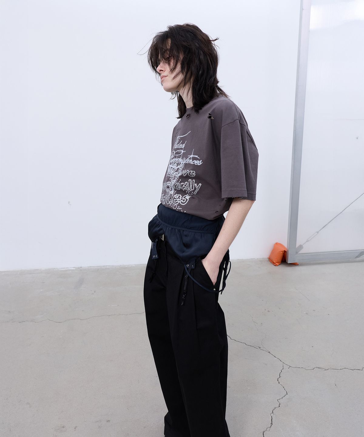 엘씨디씨티엠(LCDC™) DISTRESSED OVERSIZED T-SHIRT (GREY)