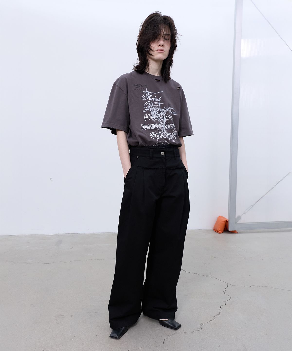 엘씨디씨티엠(LCDC™) DISTRESSED OVERSIZED T-SHIRT (GREY)
