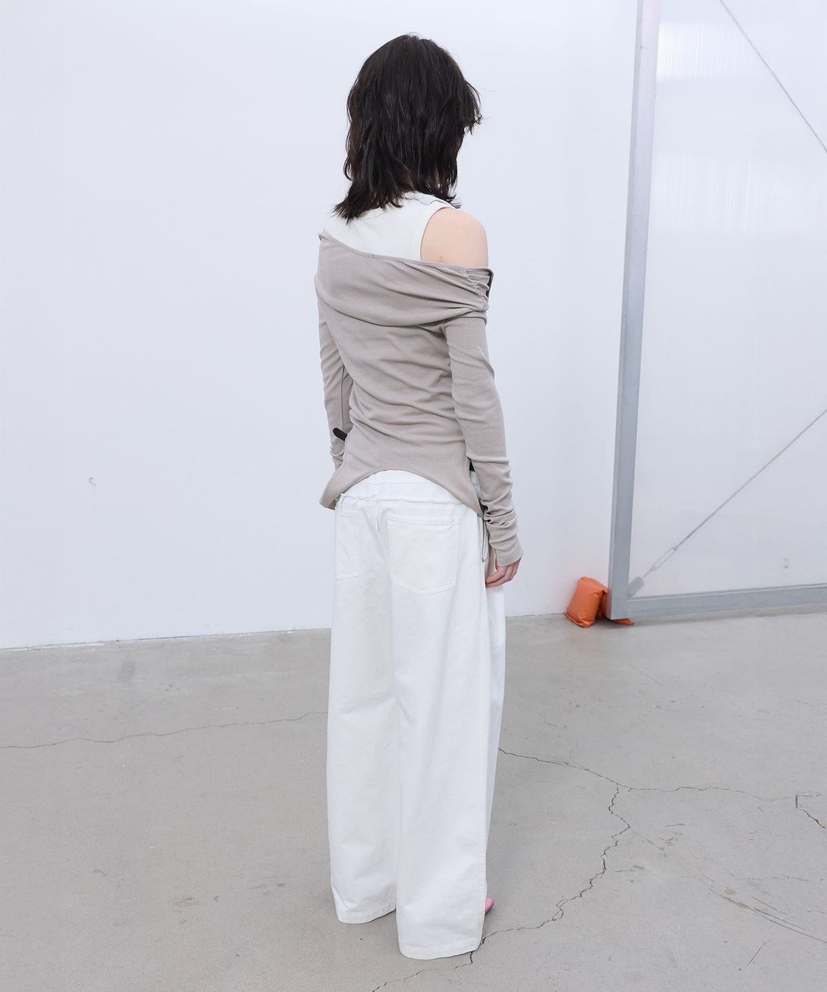 엘씨디씨티엠(LCDC™) FRAYED LINE DETAIL PANTS (WHITE)
