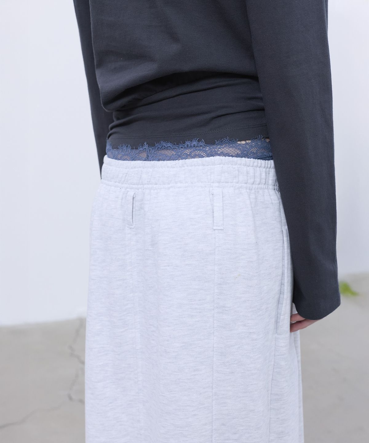 엘씨디씨티엠(LCDC™) DOUBLE-LAYERED DETAIL SKIRT (LIGHT GREY)