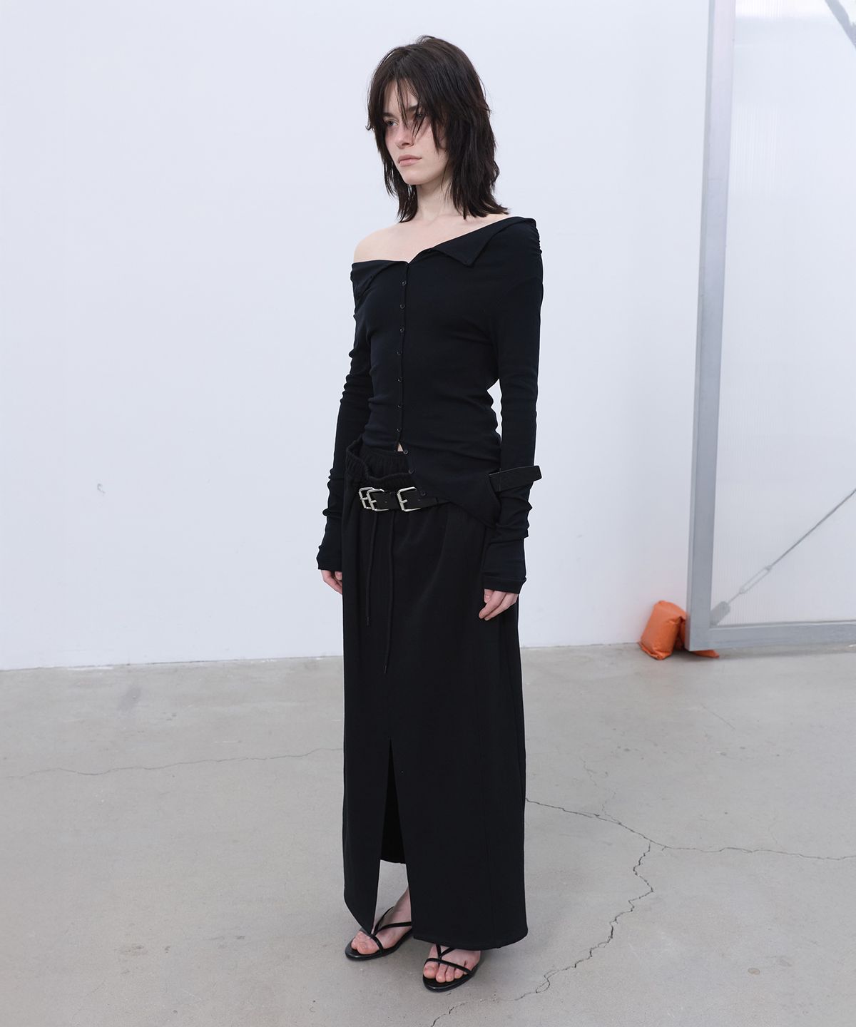 엘씨디씨티엠(LCDC™) DOUBLE-LAYERED DETAIL SKIRT (BLACK)
