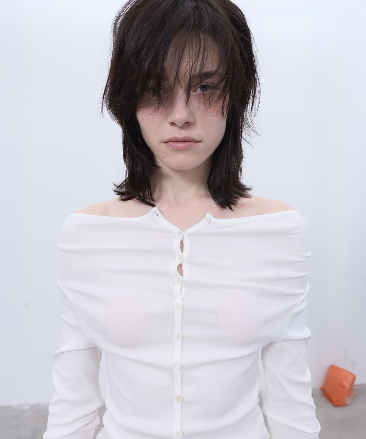 엘씨디씨티엠(LCDC™) TWO-WAY BUTTON-UP TOP (WHITE)