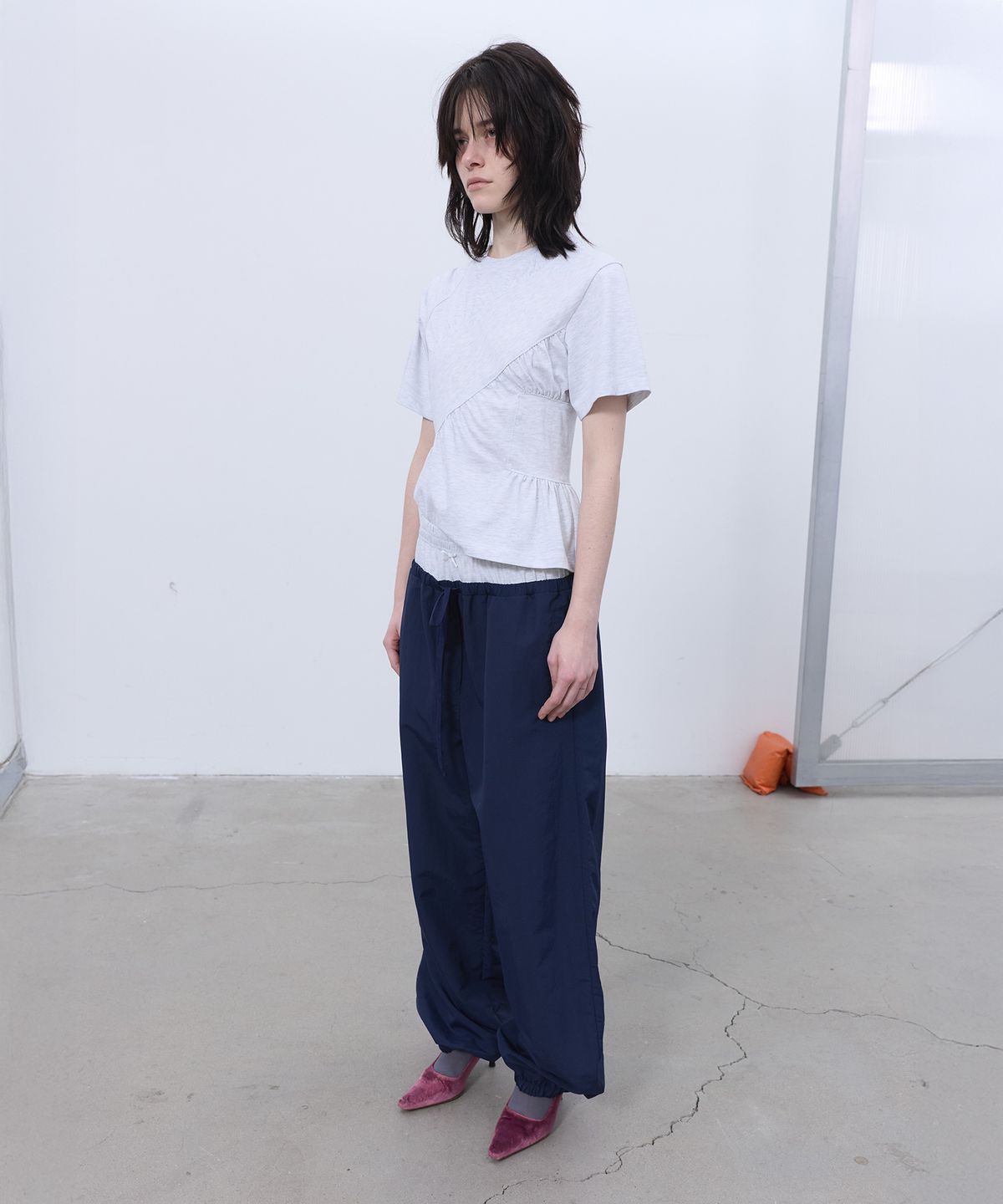 엘씨디씨티엠(LCDC™) SHIRRING T-SHIRT (LIGHT GREY)