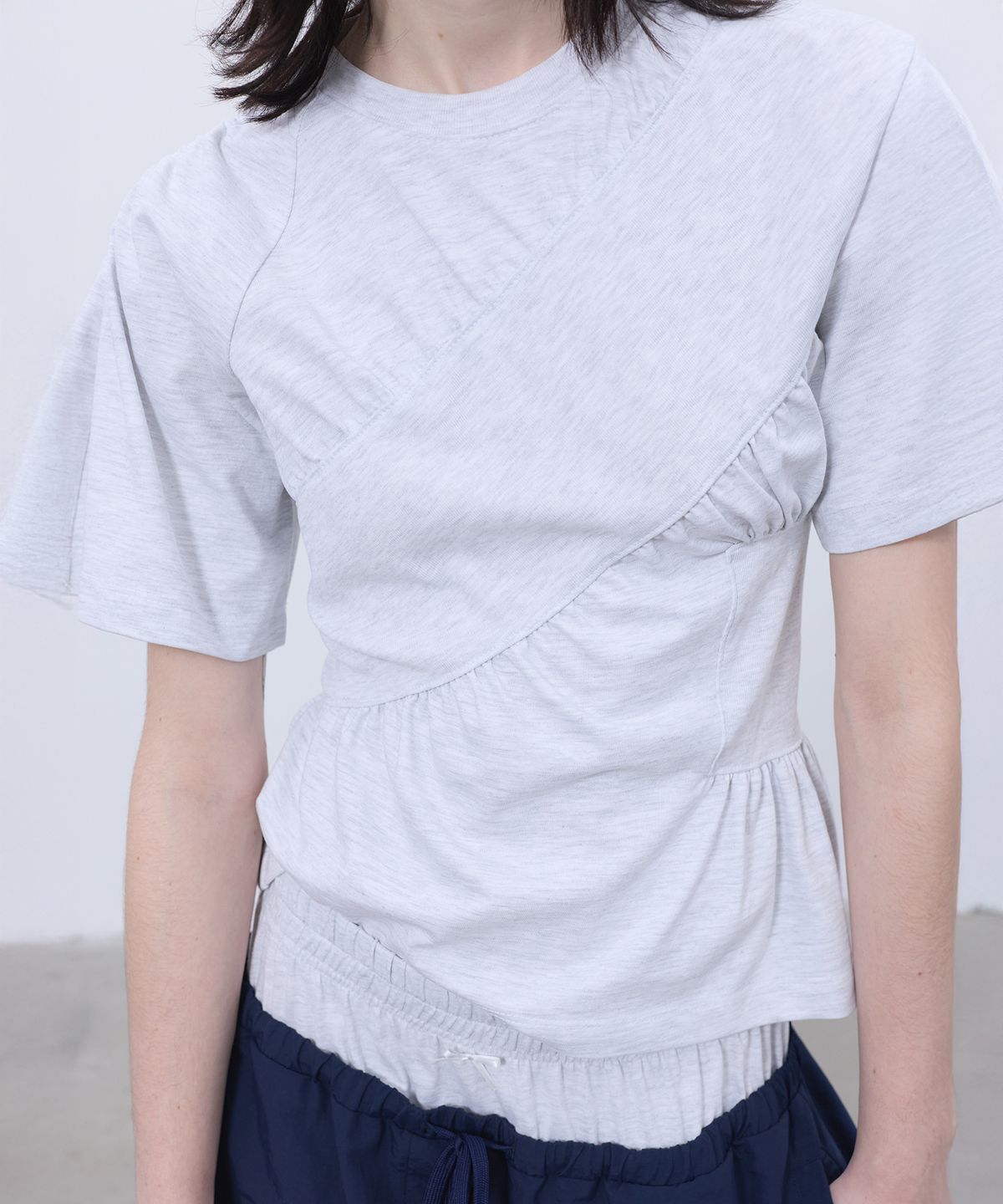 엘씨디씨티엠(LCDC™) SHIRRING T-SHIRT (LIGHT GREY)