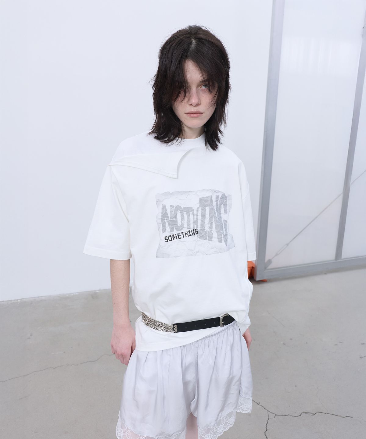 엘씨디씨티엠(LCDC™) OPENED OVERSIZED T-SHIRT (WHITE)
