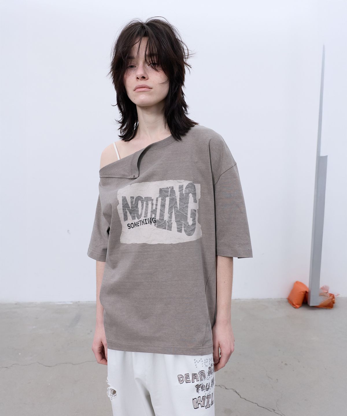엘씨디씨티엠(LCDC™) OPENED OVERSIZED T-SHIRT (COCOA)