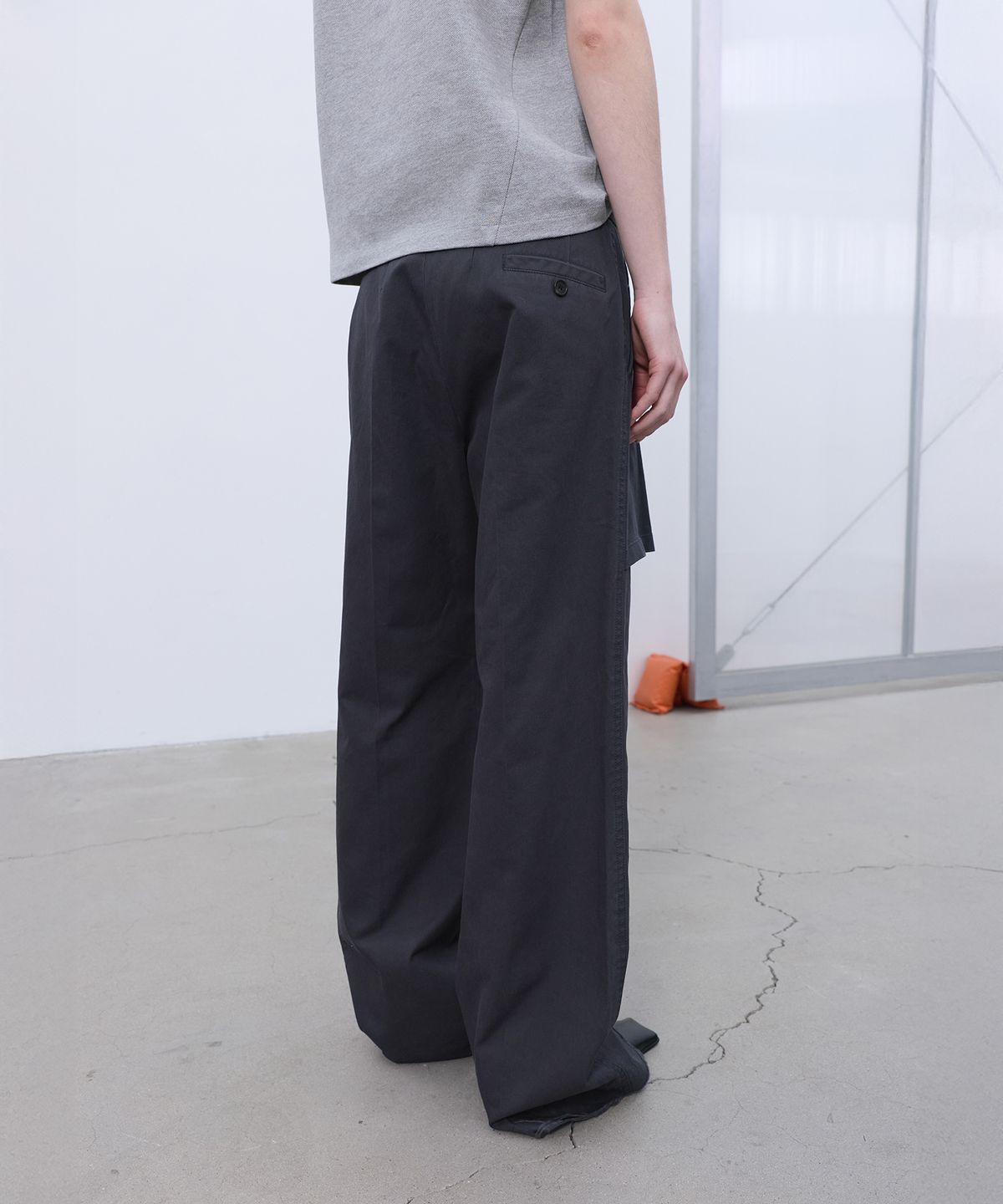엘씨디씨티엠(LCDC™) OVERLAY STRAIGHT PANTS (DARK GREY)