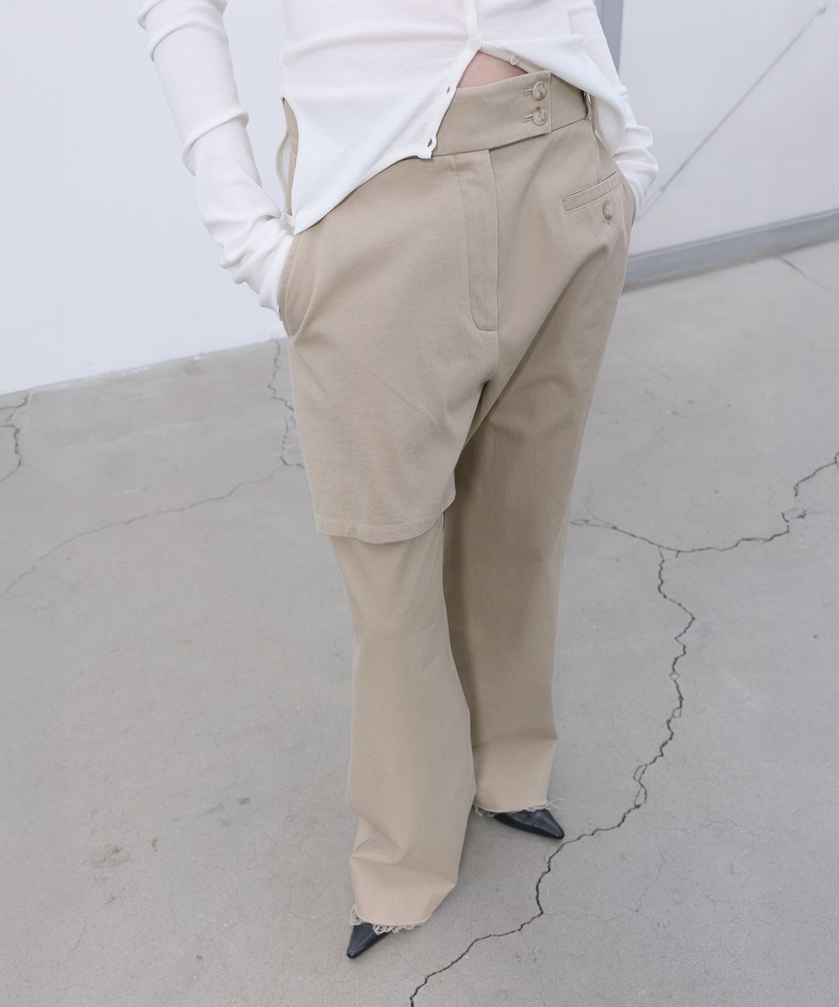 엘씨디씨티엠(LCDC™) OVERLAY STRAIGHT PANTS (BEIGE)