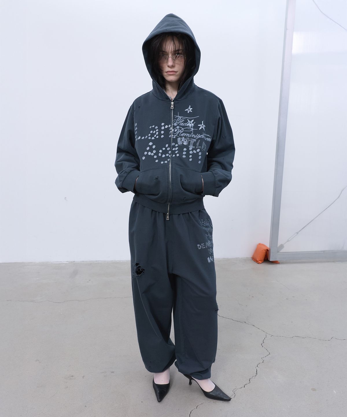 엘씨디씨티엠(LCDC™) PRINTED HOOD ZIP-UP (GREY)