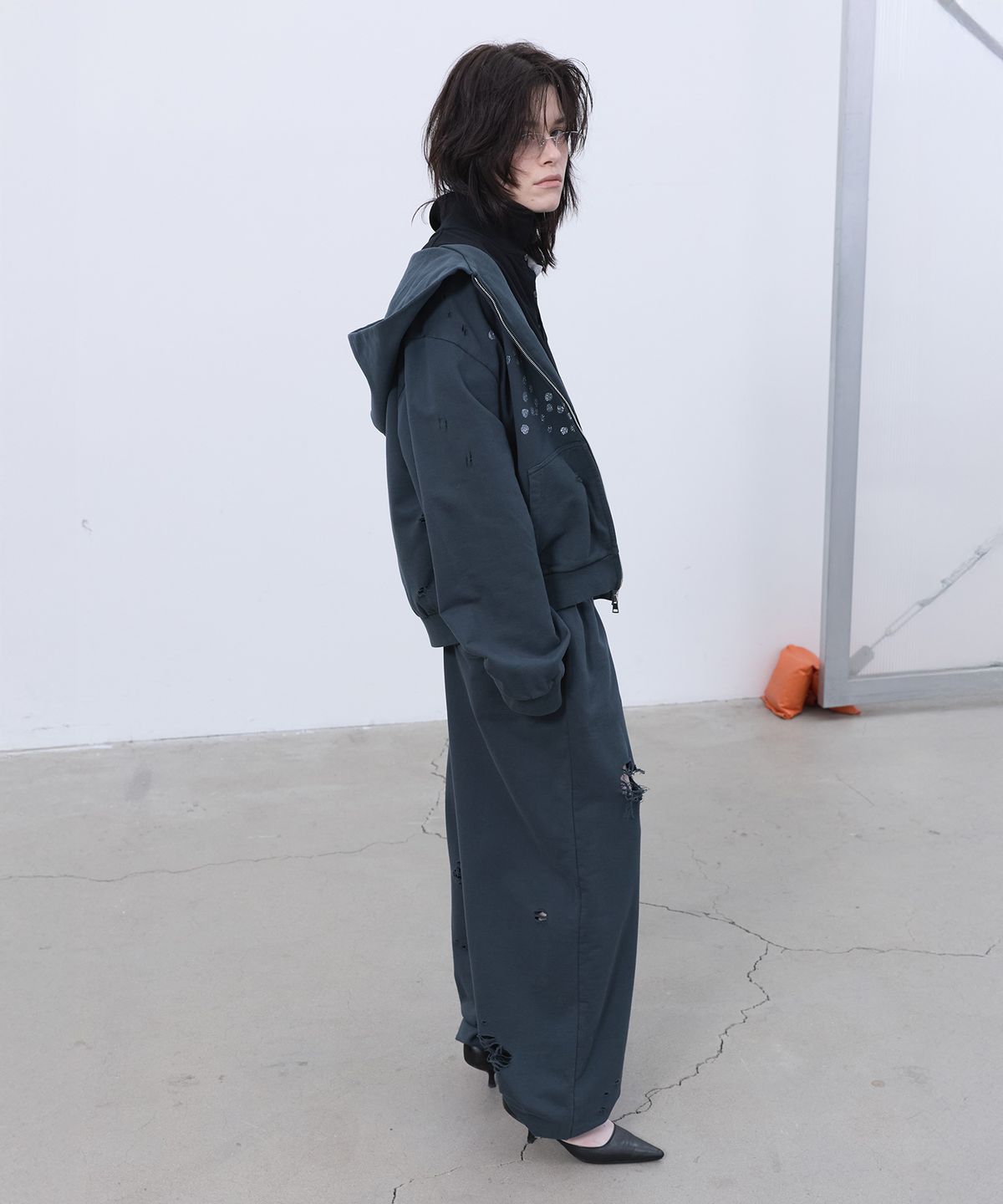 엘씨디씨티엠(LCDC™) PRINTED HOOD ZIP-UP (GREY)