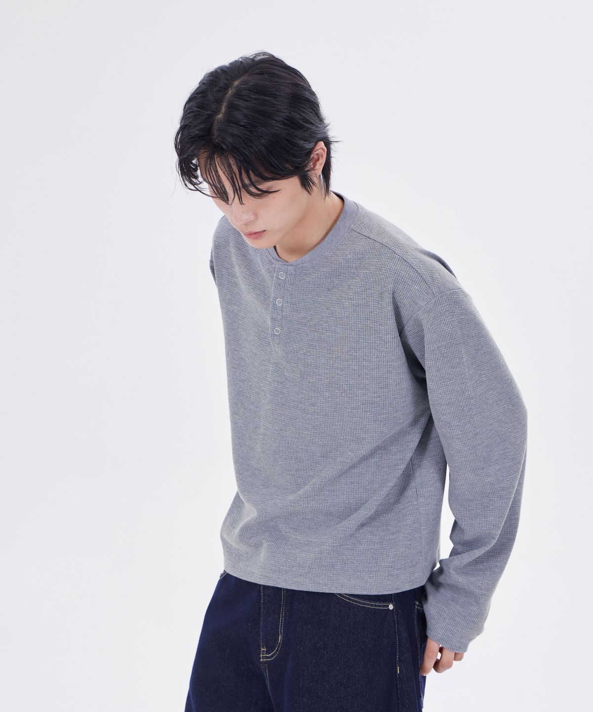 굿라이프웍스(GLW) 스테디 와플 크롭 헨리넥 티셔츠 그레이