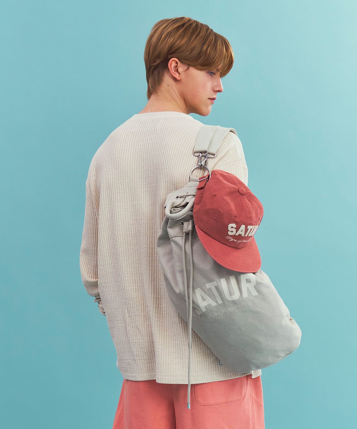 세터(SATUR) 캔버스 드로우 스트링 백 라이트 카키