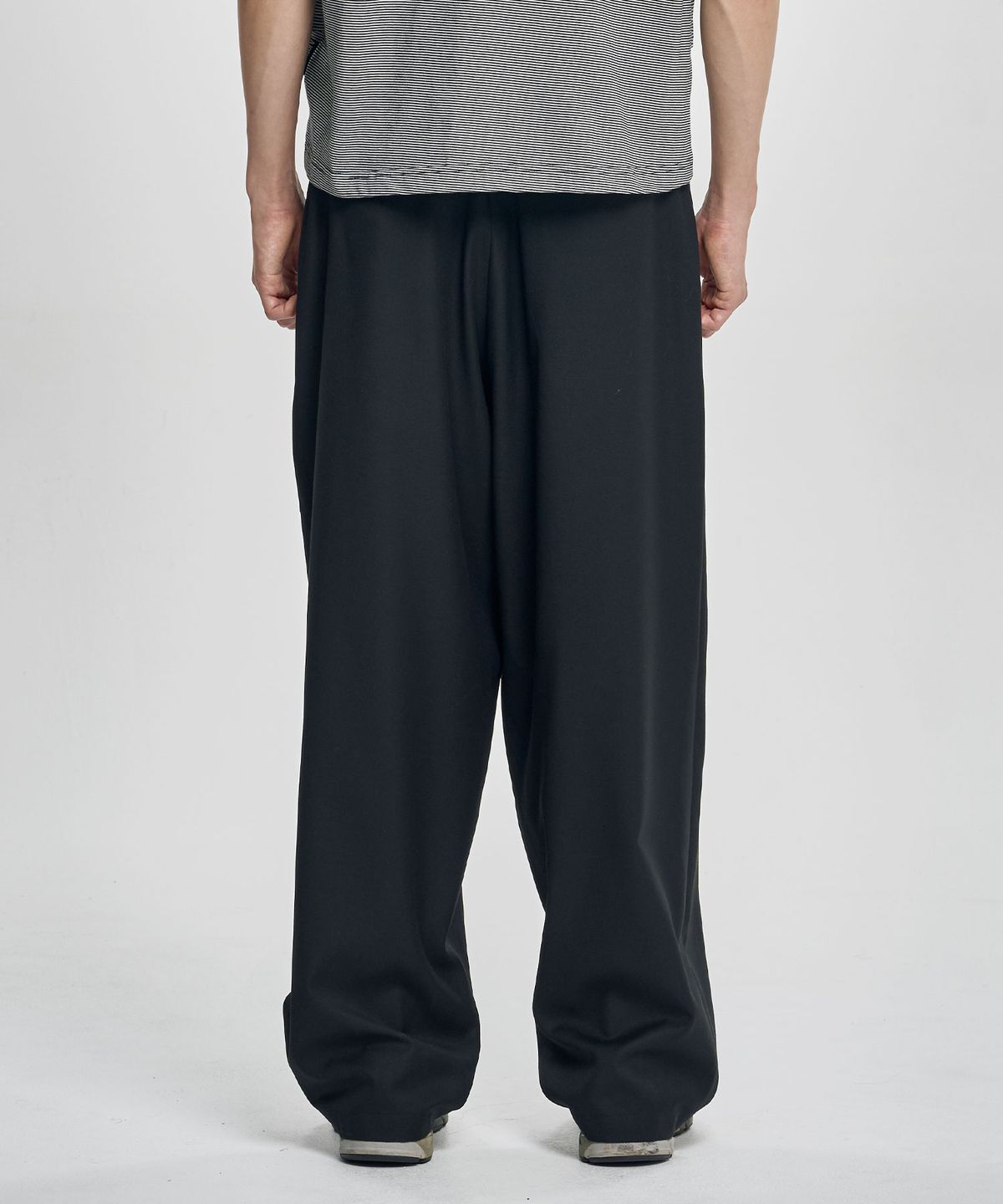 아조바이아조(AJOBYAJO) Wool Blend Expensive Trousers [BLACK]