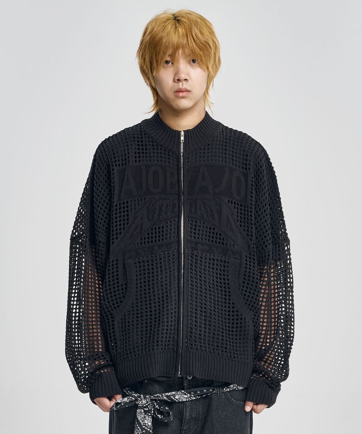 아조바이아조(AJOBYAJO) Total Logo Drop Needle Zip-Up [BLACK]