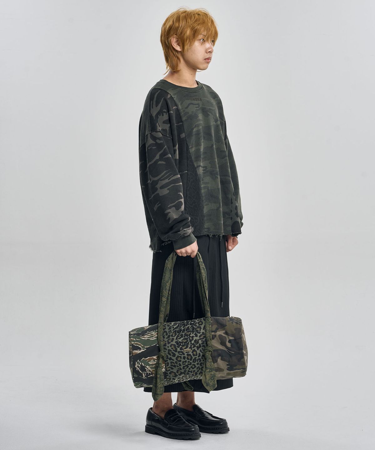 아조바이아조(AJOBYAJO) Pattern Mixed Duffle Bag [KHAKI]