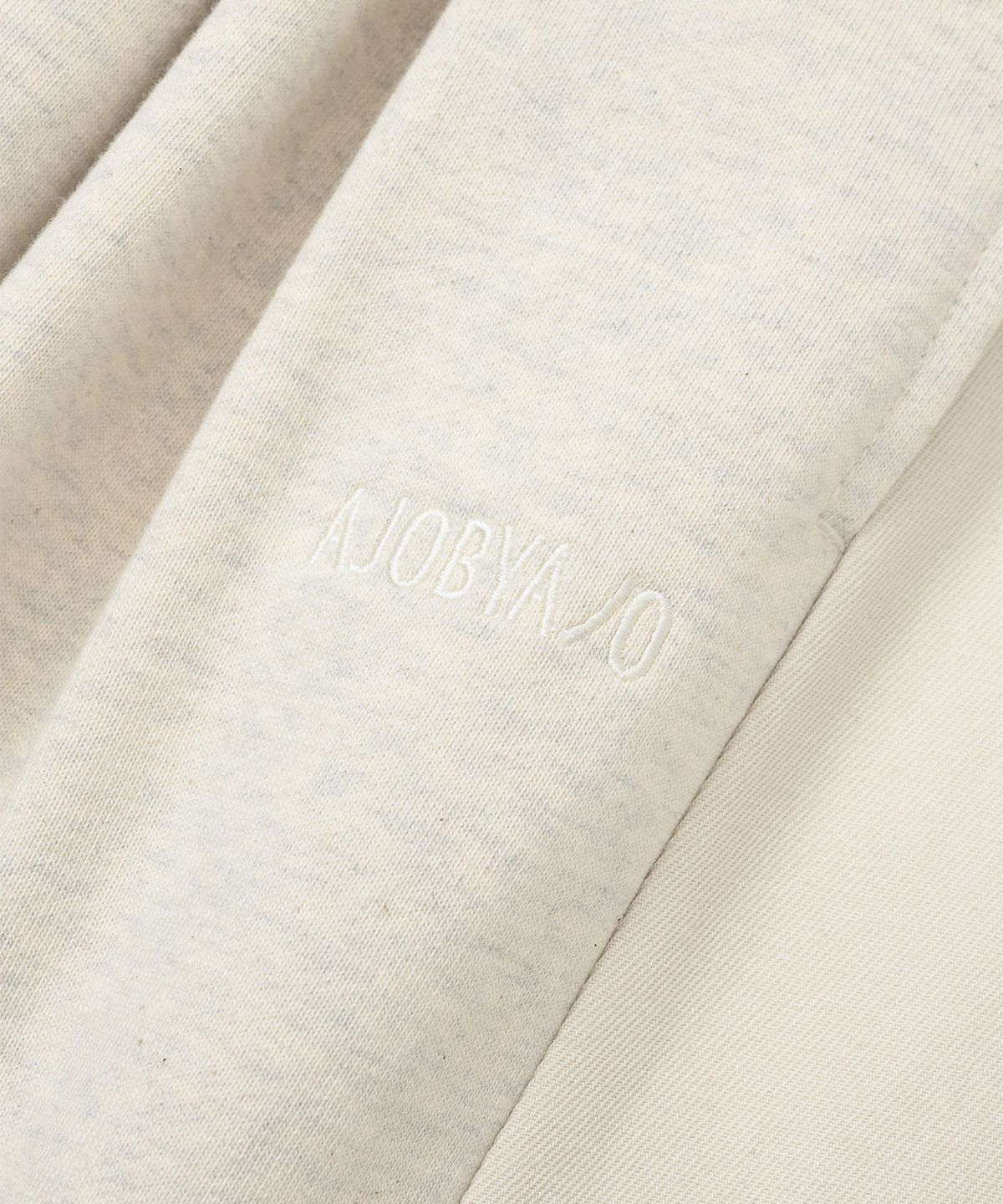 아조바이아조(AJOBYAJO) Dual Fabric Hybrid Pants [OATMEAL]