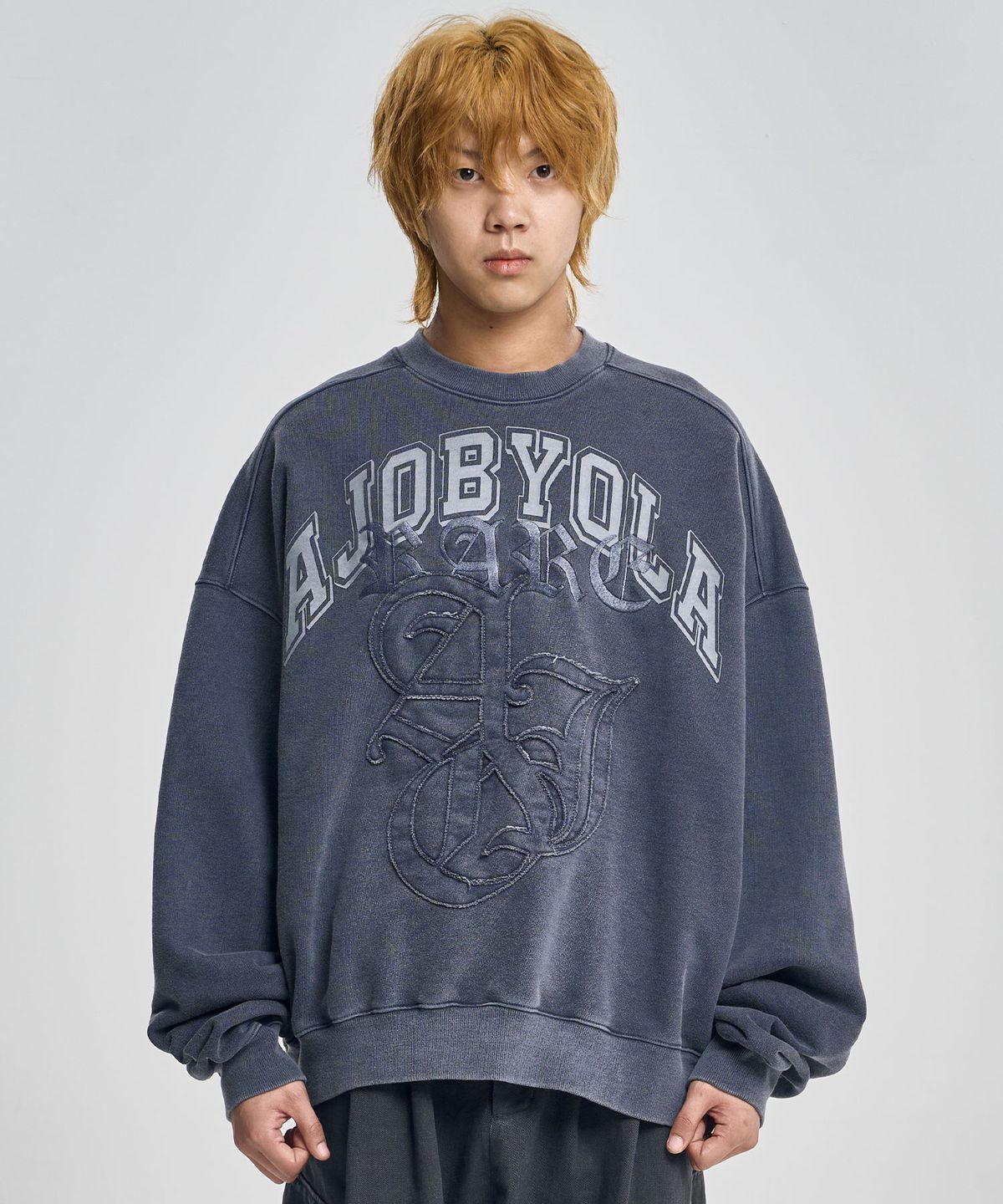 아조바이아조(AJOBYAJO) Rare University Washed Sweatshirt [BLUE]