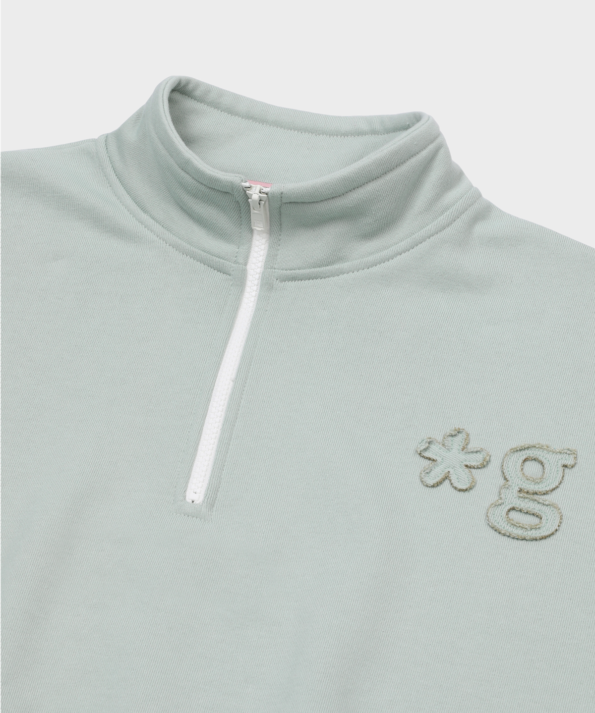 글런든(GRUNDEN) SIGNATURE LOGO HALF ZIP-UP (PISTACHIO)