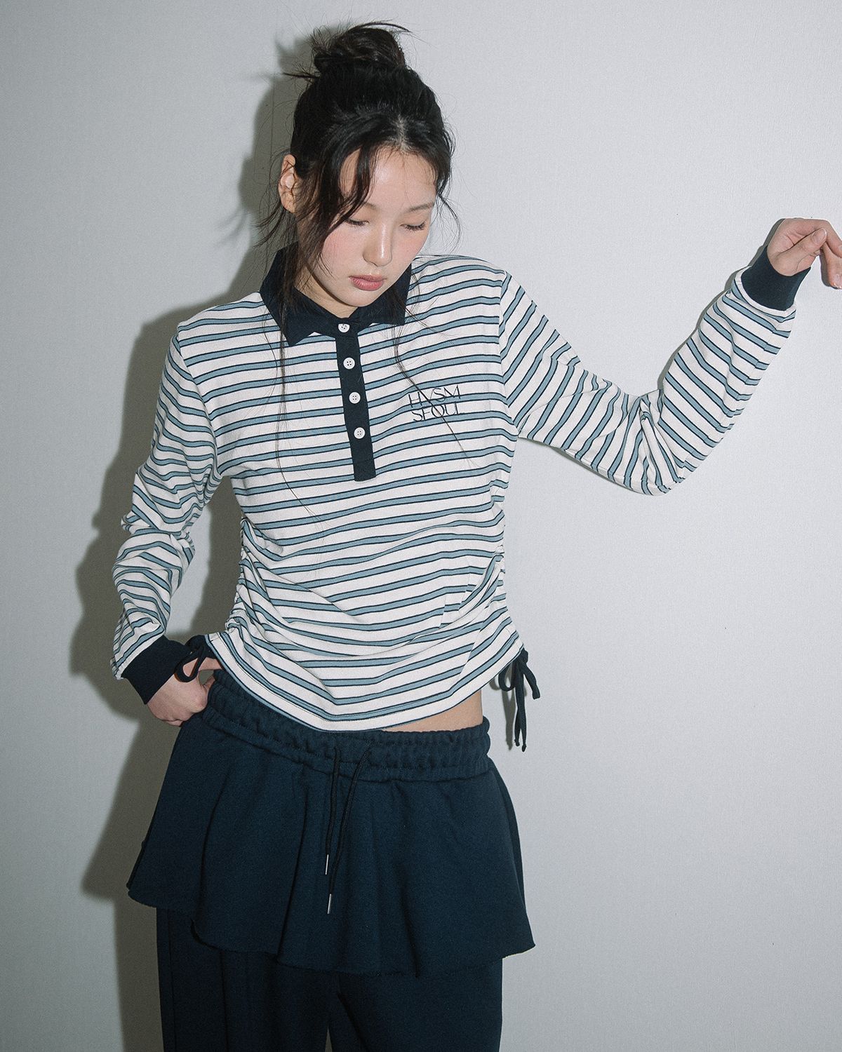 해비즘(HAVISM) STRIPE SHIRRING RUGBY L/S TEE(IVORY)