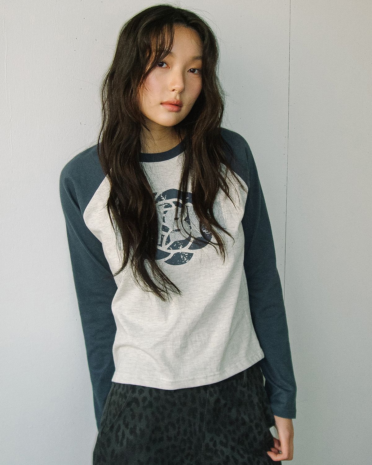 해비즘(HAVISM) ROSE RAGLAN L/S TEE(NAVY)