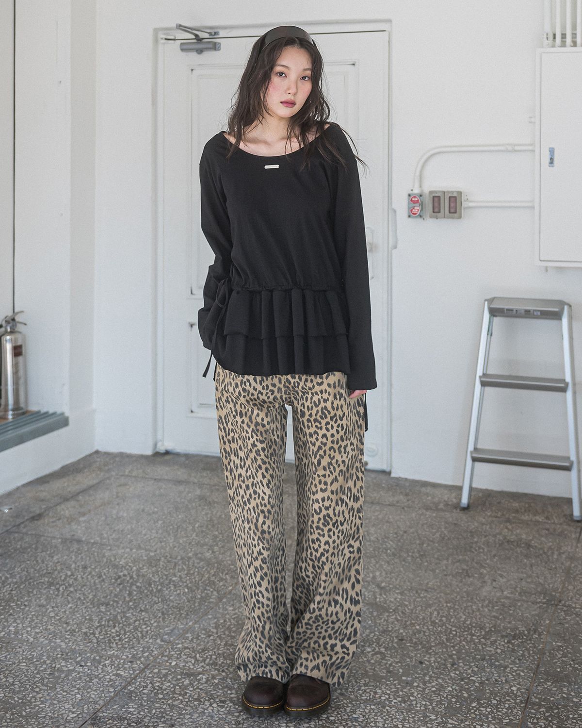 해비즘(HAVISM) DOUBLE FRILL L/S TEE(BLACK)