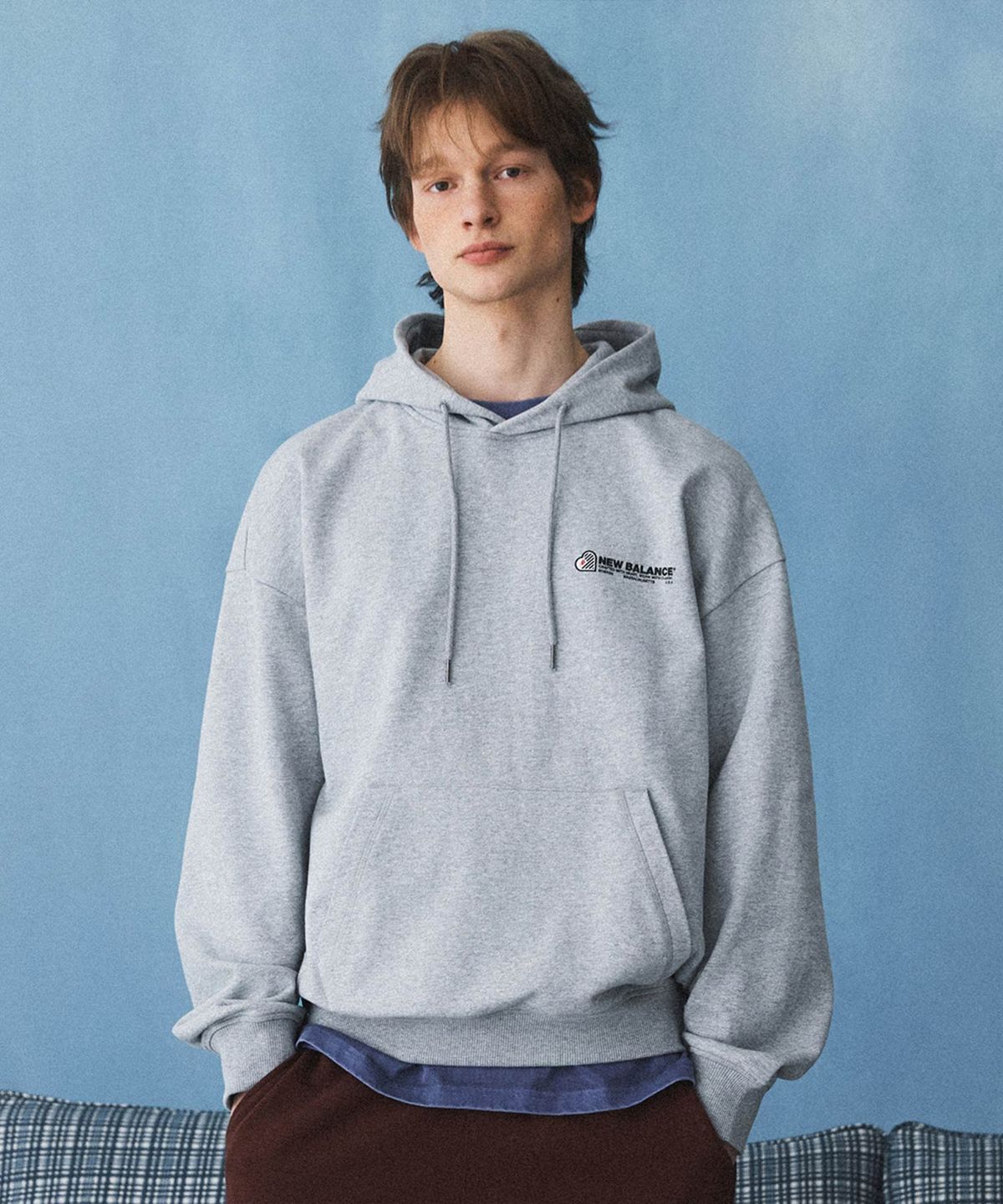 뉴발란스(NEW BALANCE) NBN0G2A033 / UNI NB 하트 그래픽 후드티 (GRAY)
