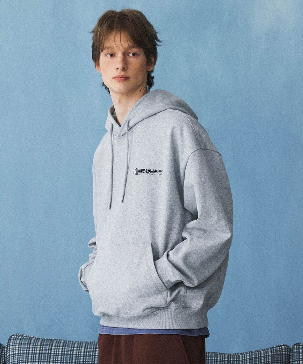 뉴발란스(NEW BALANCE) NBN0G2A033 / UNI NB 하트 그래픽 후드티 (GRAY)