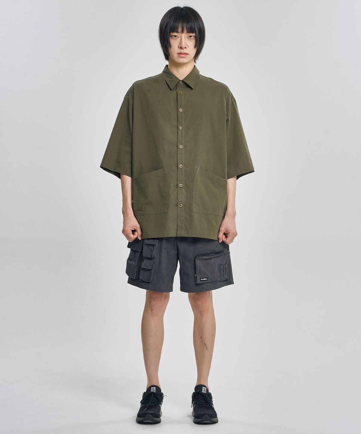 아조바이아조(AJOBYAJO) Printed Tie-Dye Cargo Shorts [CHARCOAL]