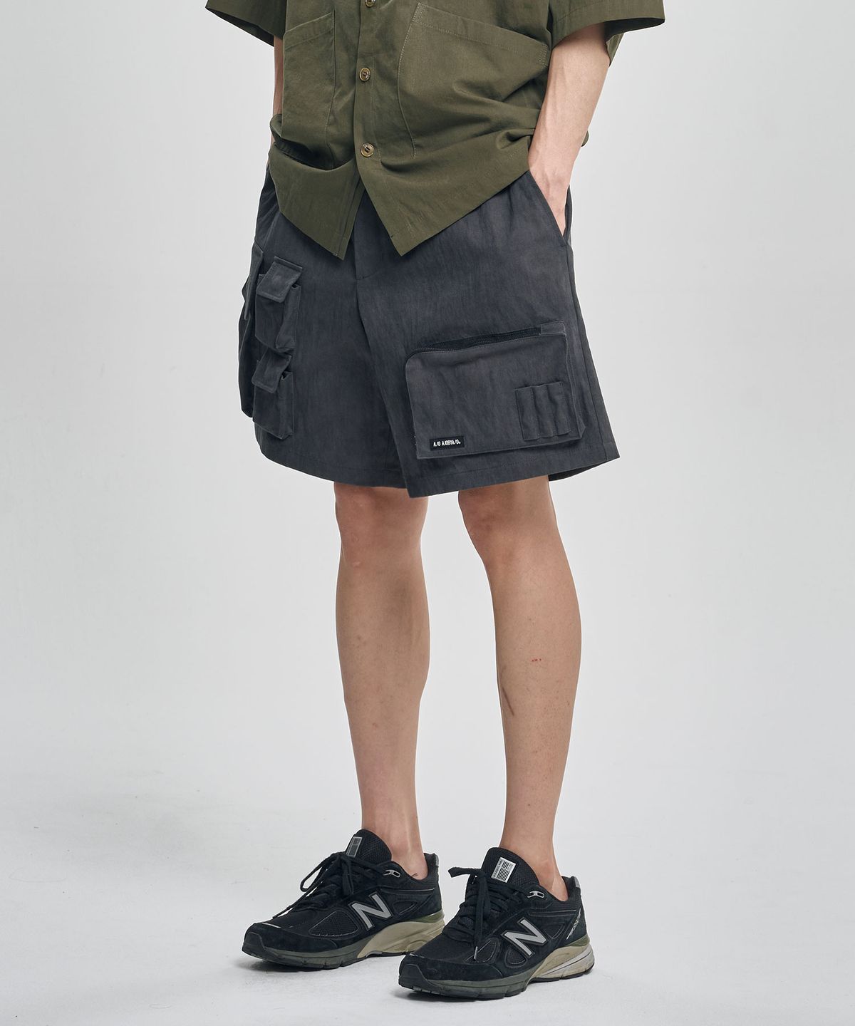 아조바이아조(AJOBYAJO) Printed Tie-Dye Cargo Shorts [CHARCOAL]