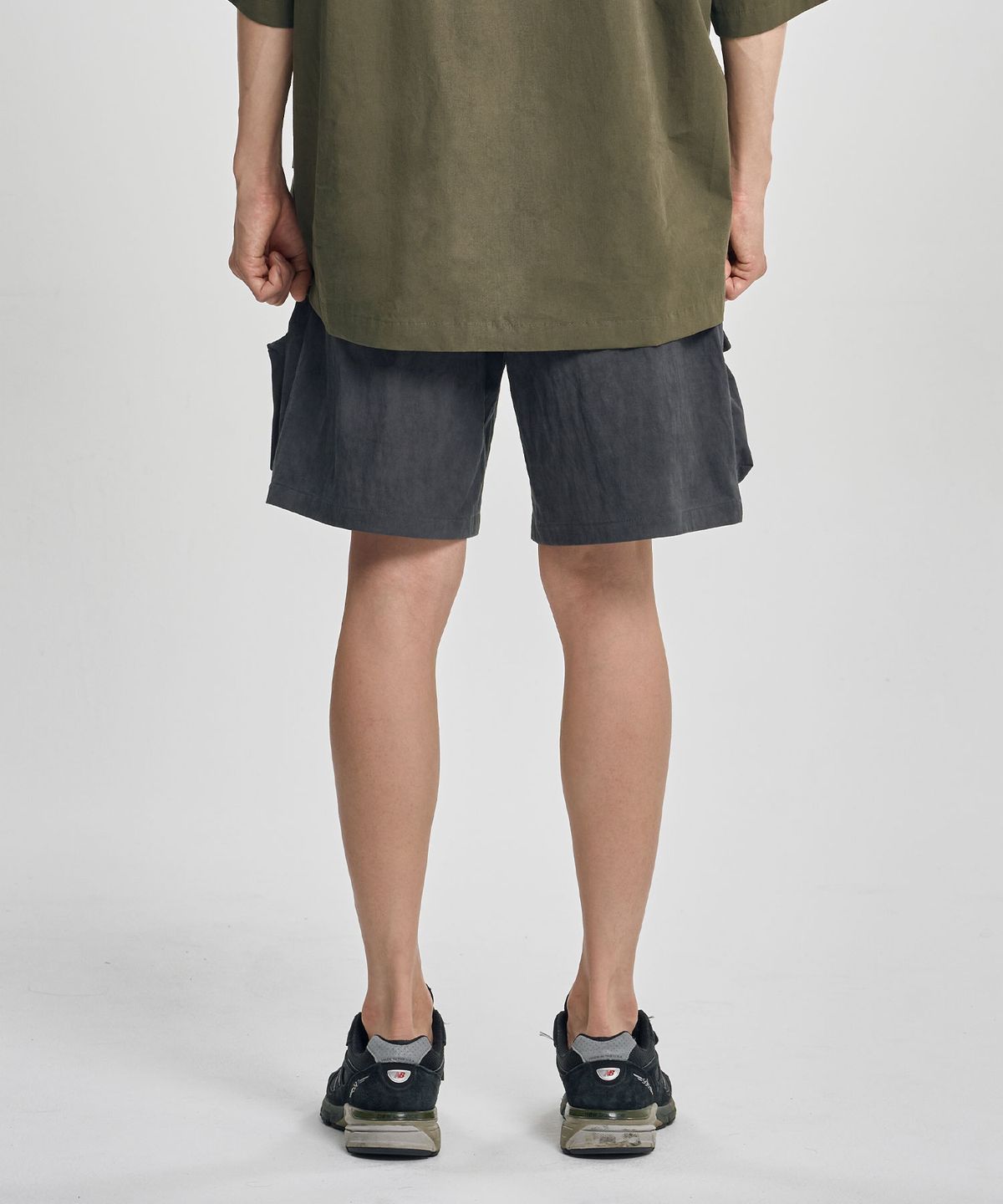 아조바이아조(AJOBYAJO) Printed Tie-Dye Cargo Shorts [CHARCOAL]