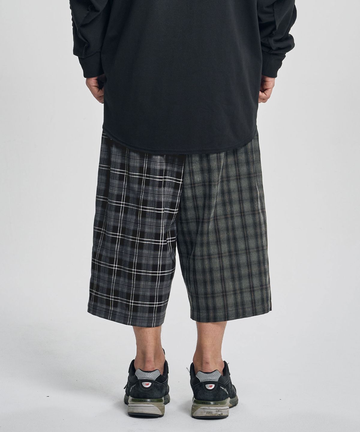 아조바이아조(AJOBYAJO) Check Mixed Bermuda Pants [BLACK]